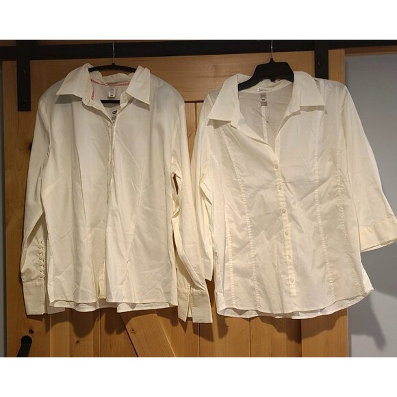 New! Lot of 2 Old Navy Women's Size XXL White Perfect Fit Stretch Button Shirt - Picture 1 of 16